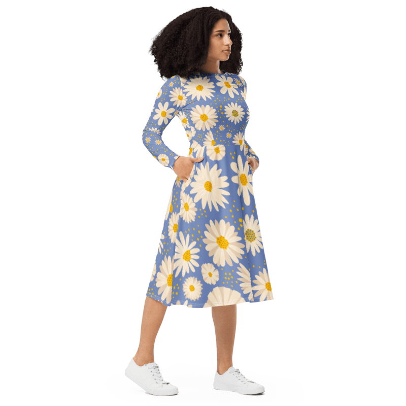 Women's Blooming Daisies Graphic Summer Dress
